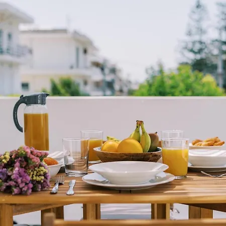 Eurus & Zephyrus Apartment
